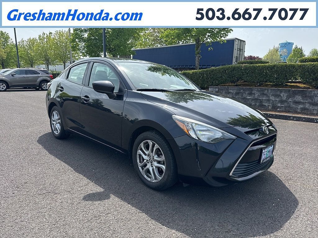 2017 TOYOTA Yaris