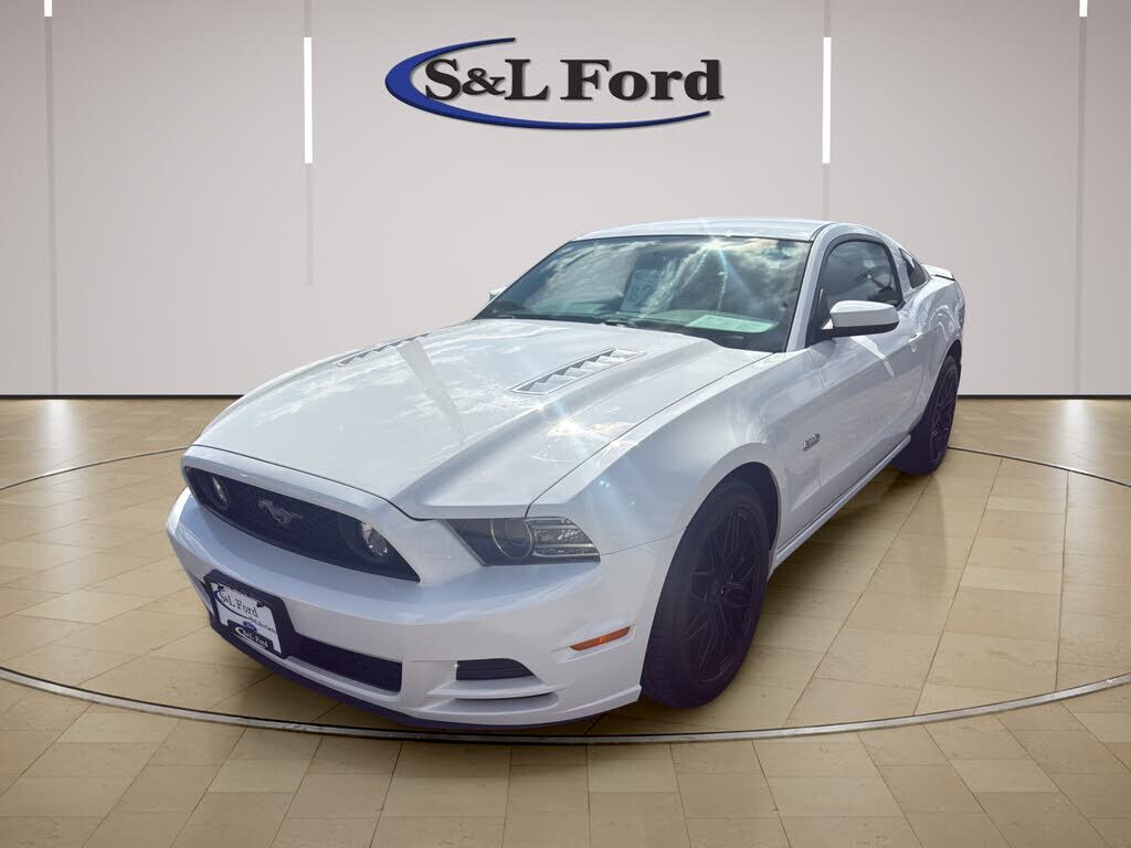 2014 FORD Mustang