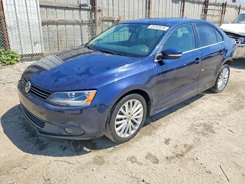 2013 VOLKSWAGEN Jetta