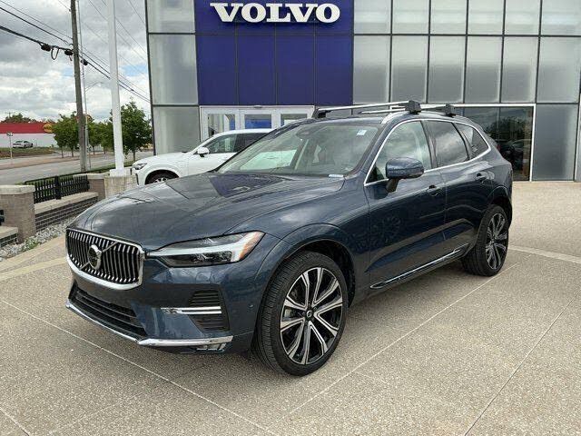 2023 VOLVO XC60