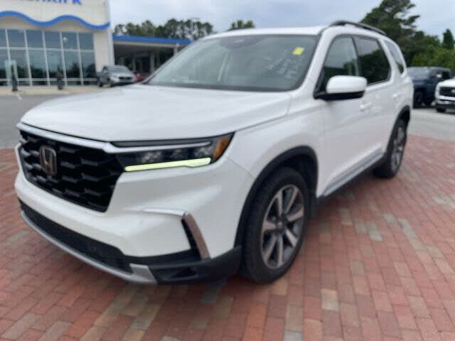 2023 HONDA Pilot