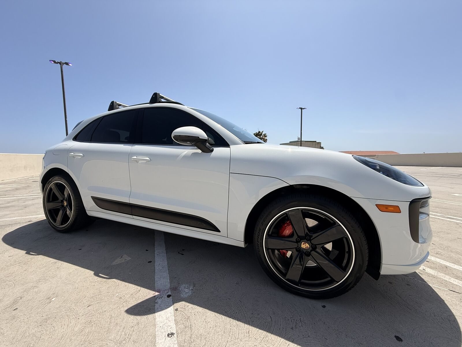 2020 PORSCHE Macan