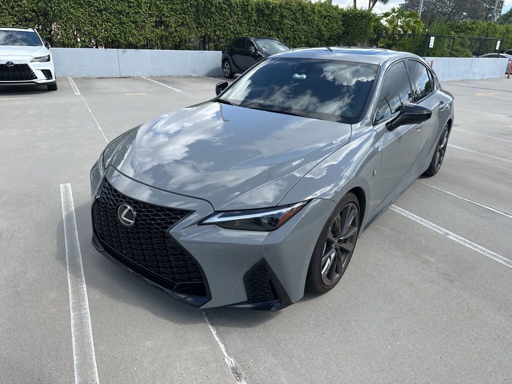 2025 LEXUS IS