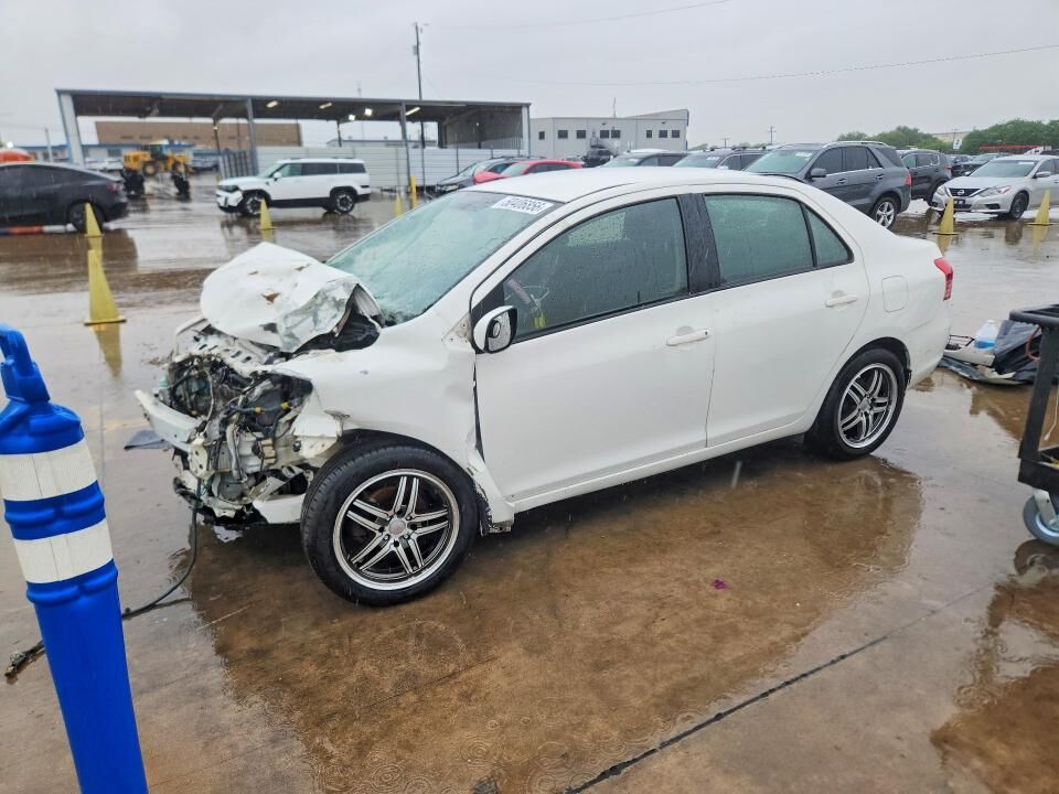 2008 TOYOTA Yaris