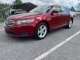 2013 FORD Taurus