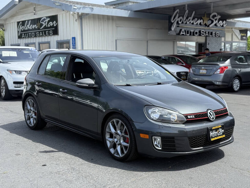 2013 VOLKSWAGEN Golf GTI