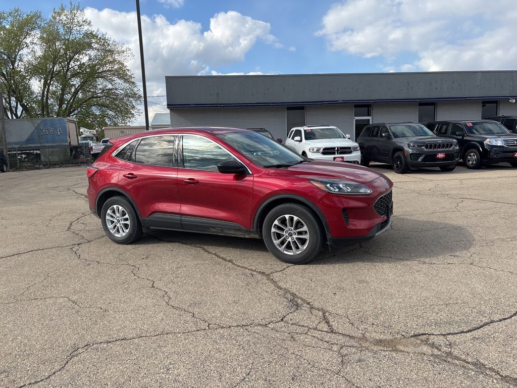 2022 FORD Escape