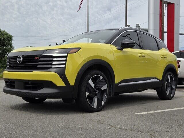 2025 NISSAN Kicks