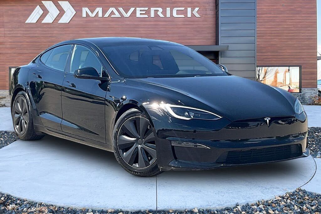 2022 TESLA Model S