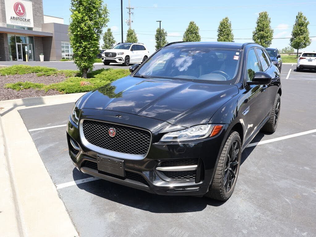 2019 JAGUAR F-Pace