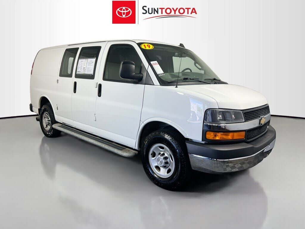 2019 CHEVROLET Express