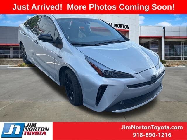 2022 TOYOTA PRIUS