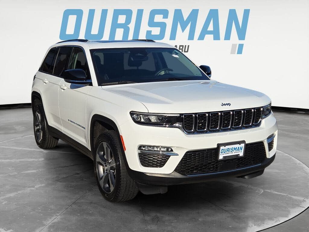 2022 JEEP Grand Cherokee