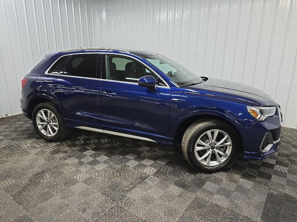 2023 AUDI Q3