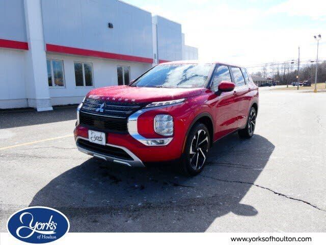 2024 MITSUBISHI Outlander