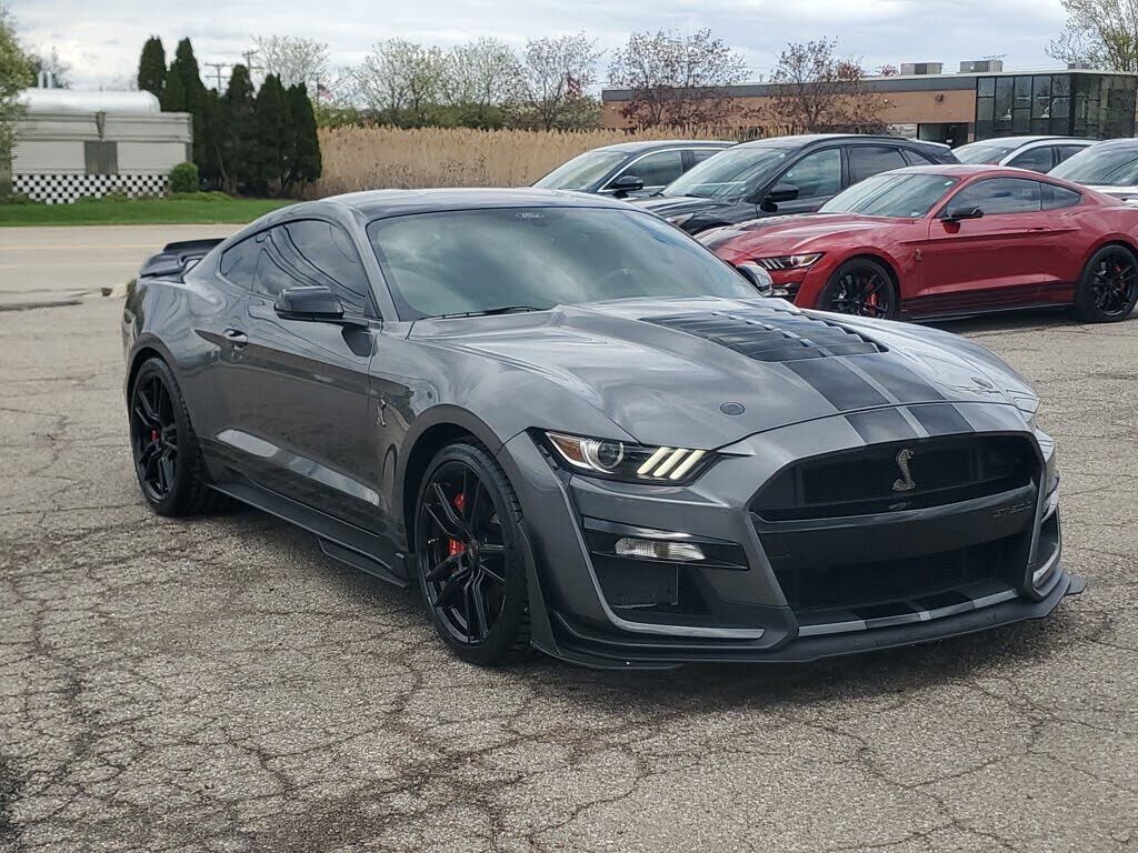 2021 FORD Mustang