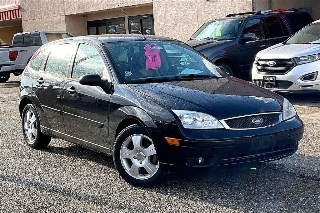 2005 FORD Focus