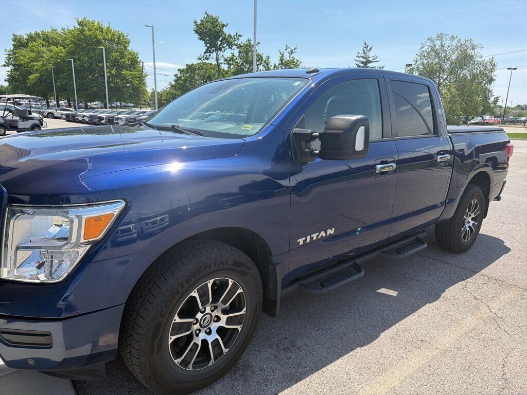 2021 NISSAN Titan