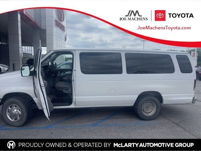 2010 FORD E-350
