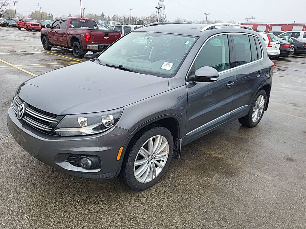 2013 VOLKSWAGEN Tiguan