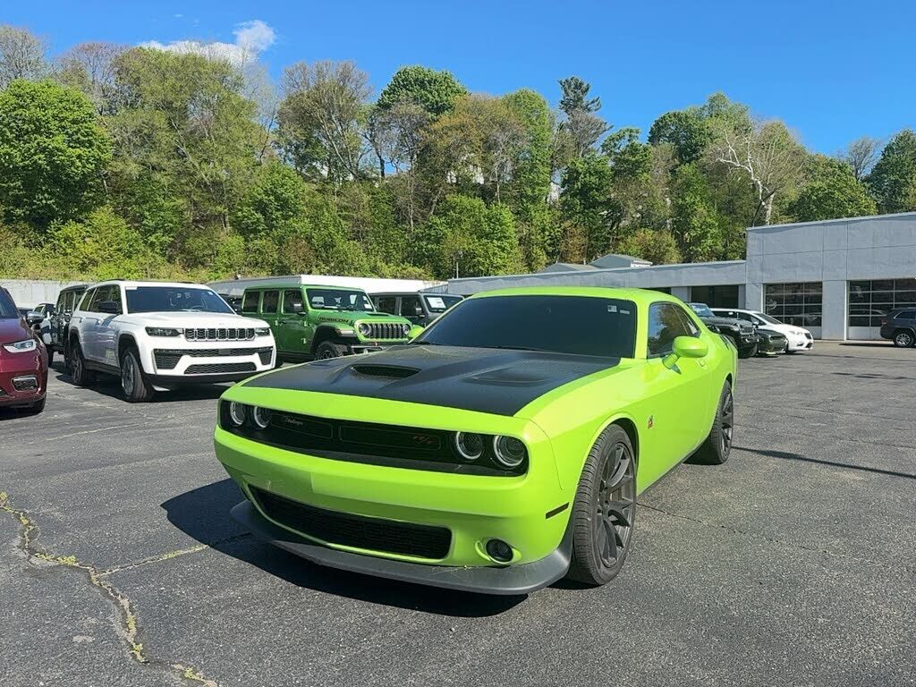 2023 DODGE Challenger