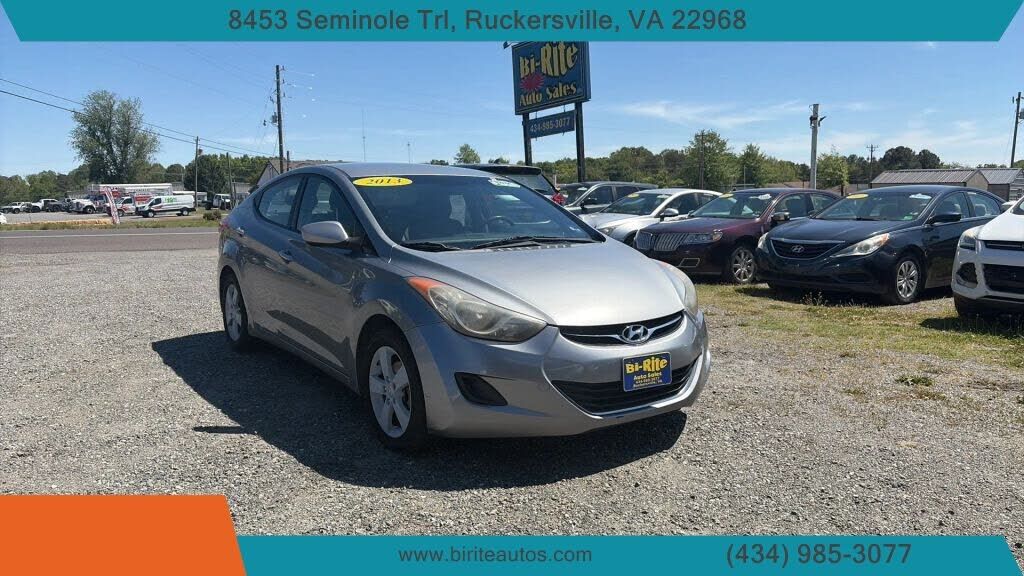 2013 HYUNDAI Elantra
