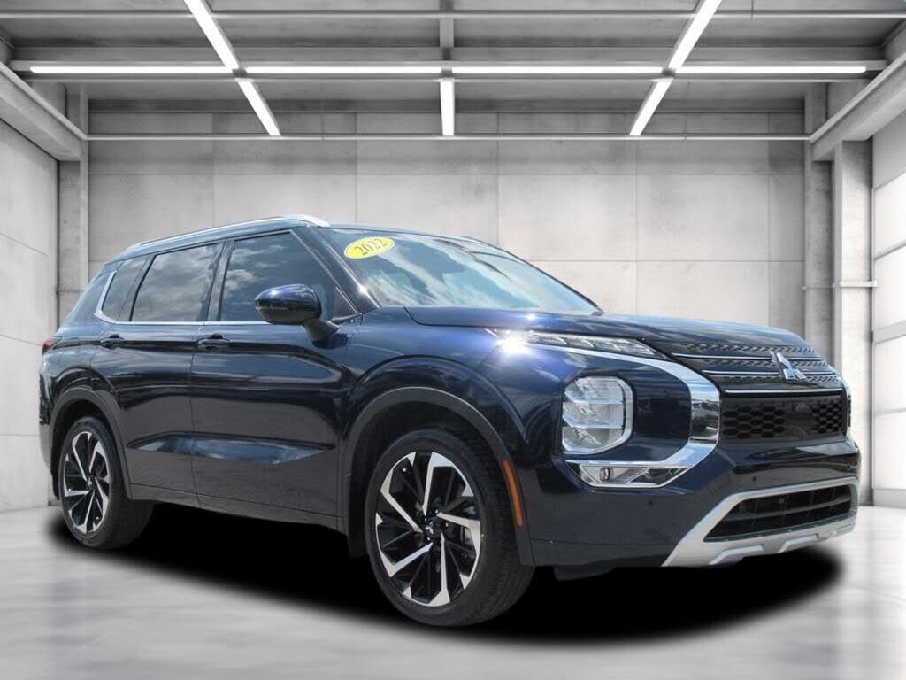 2022 MITSUBISHI Outlander