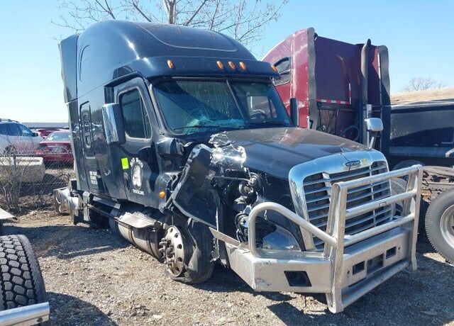 2016 FREIGHTLINER Cascadia