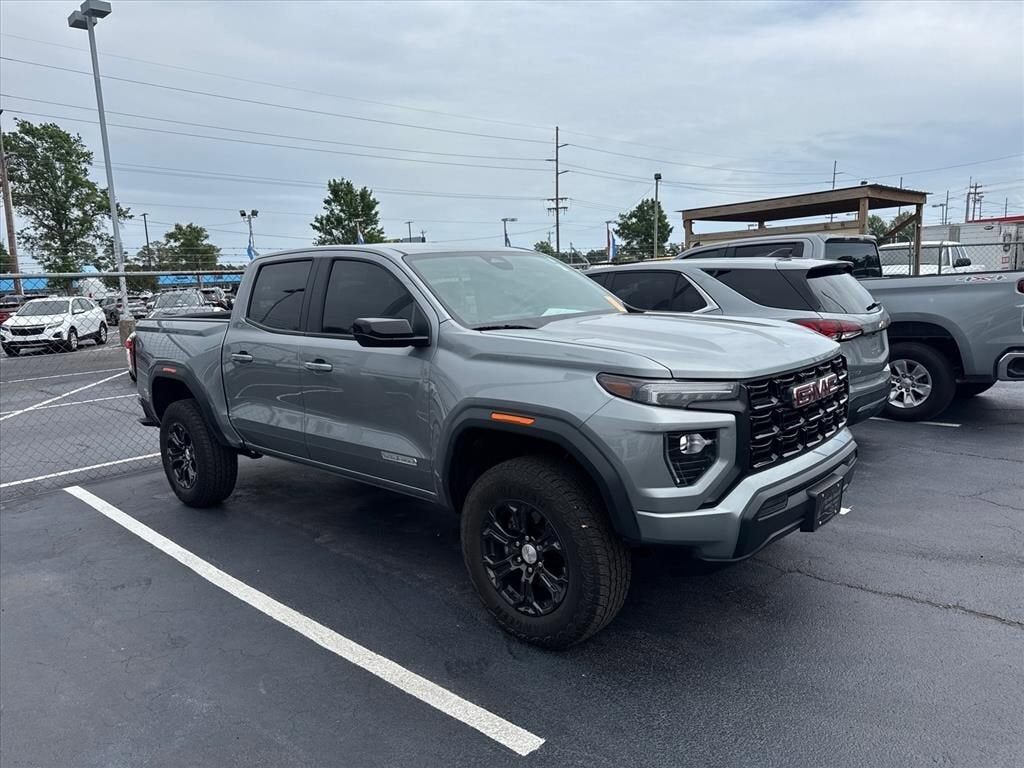 2024 GMC Canyon