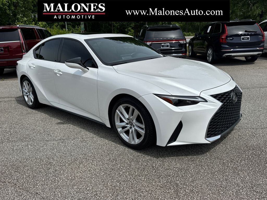 2023 LEXUS IS