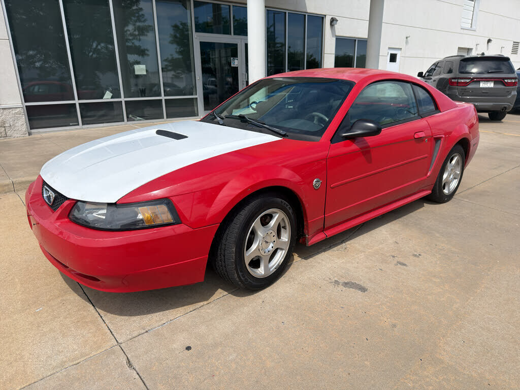 2004 FORD Mustang