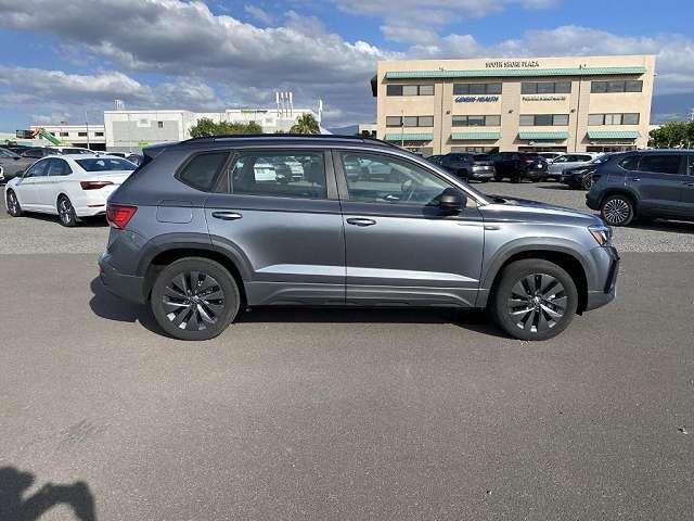 2022 VOLKSWAGEN Taos