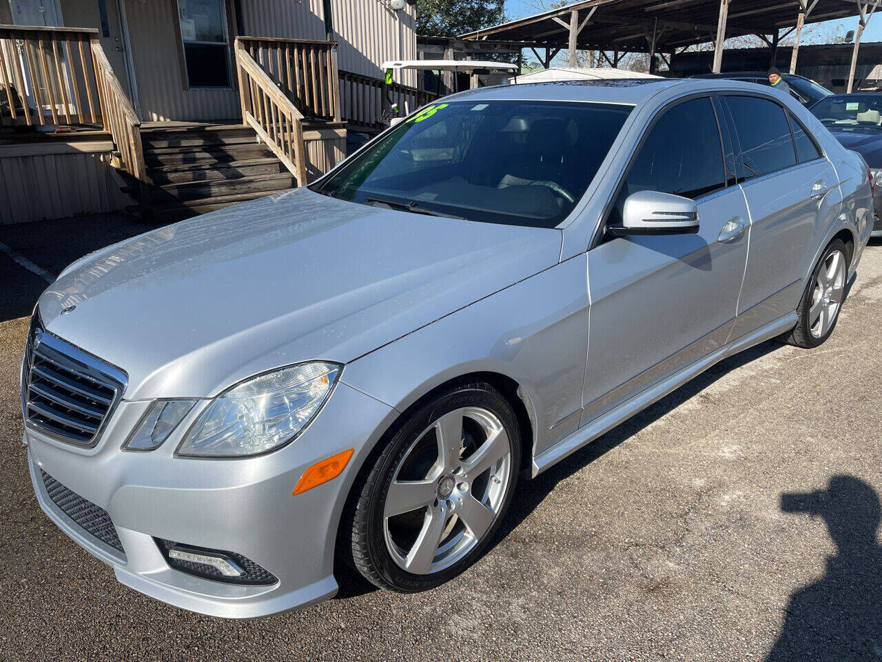 2011 MERCEDES-BENZ E-Class