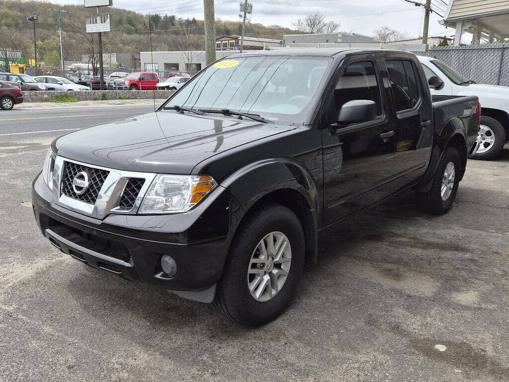 2021 NISSAN Frontier