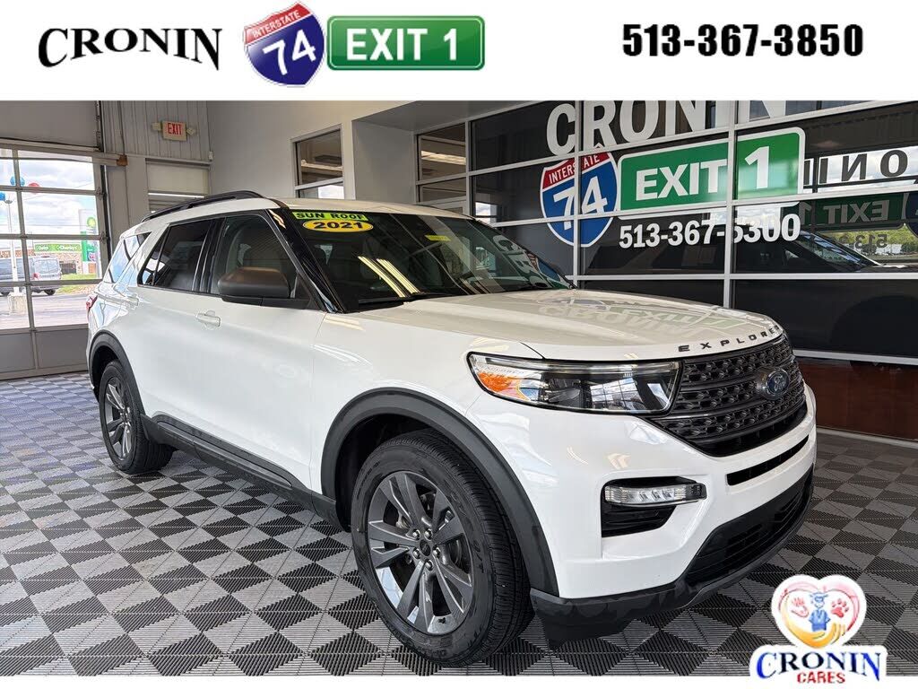 2021 FORD Explorer