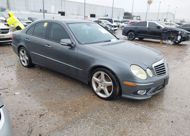2009 MERCEDES-BENZ E-Class