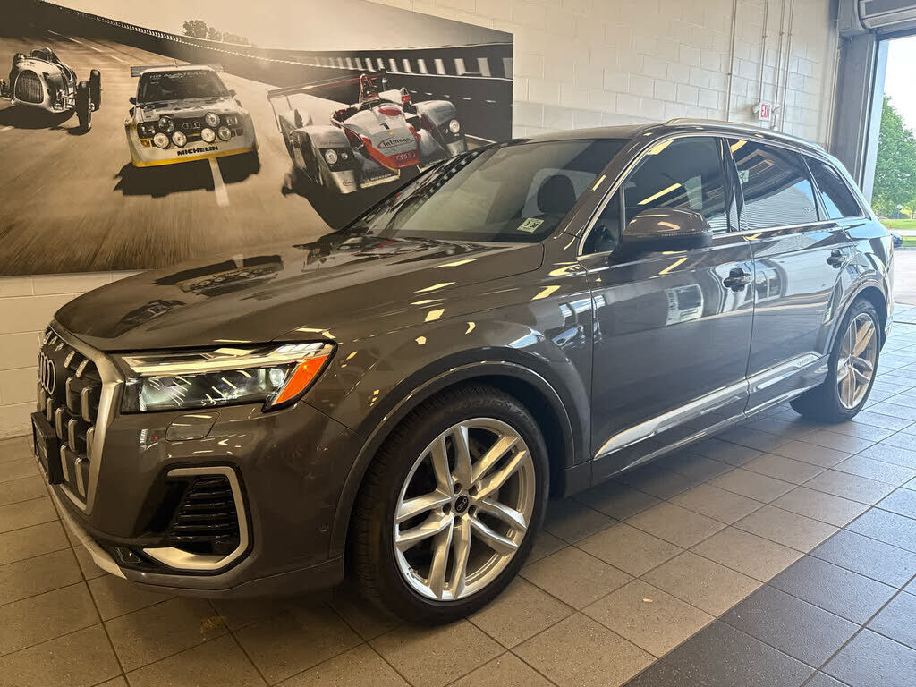 2025 AUDI Q7