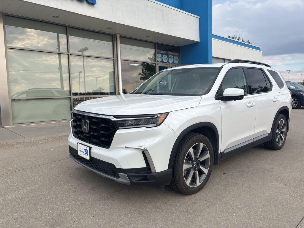 2023 HONDA Pilot