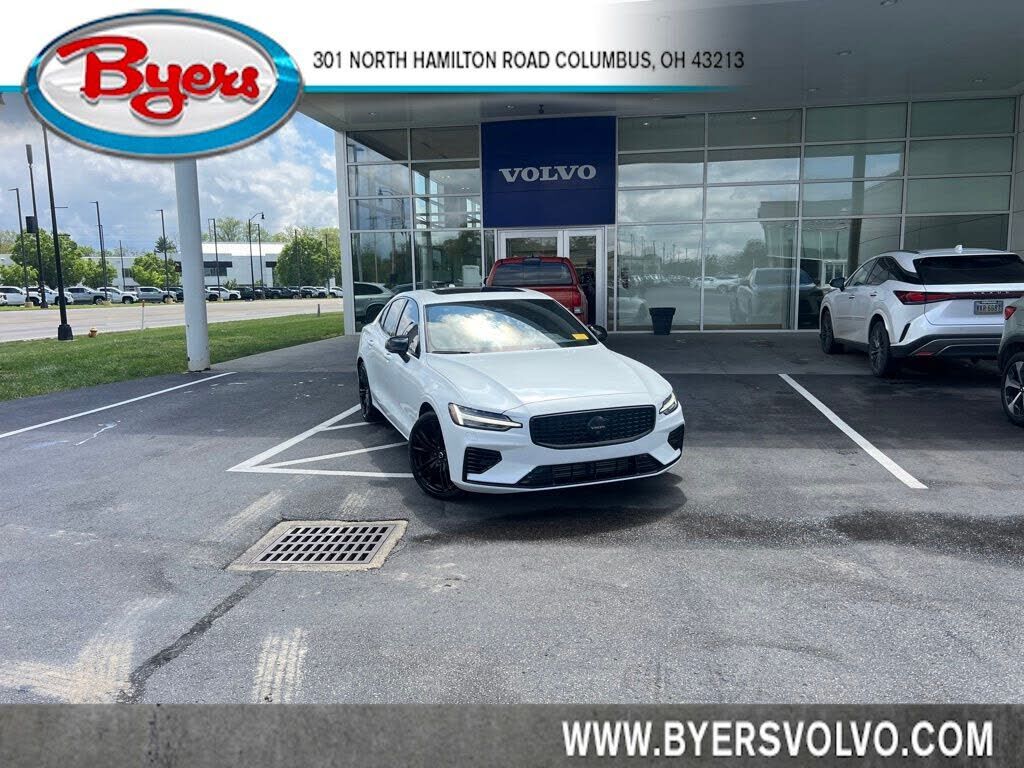 2024 VOLVO S60