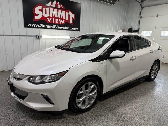 2017 CHEVROLET Volt