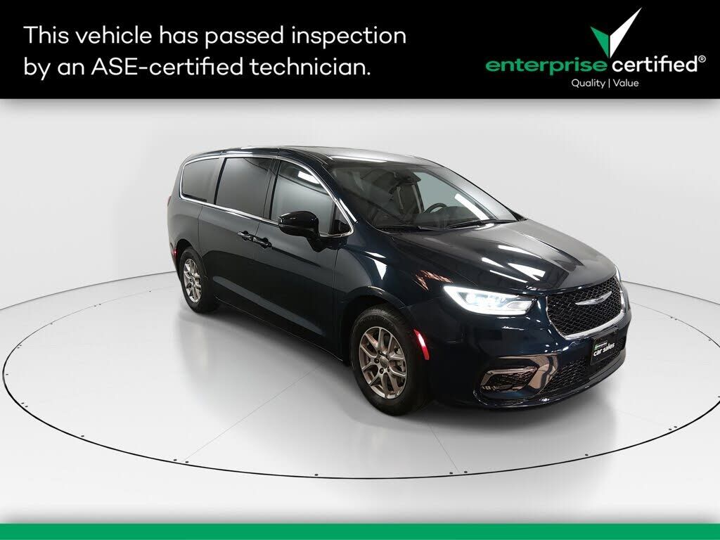 2023 CHRYSLER Pacifica