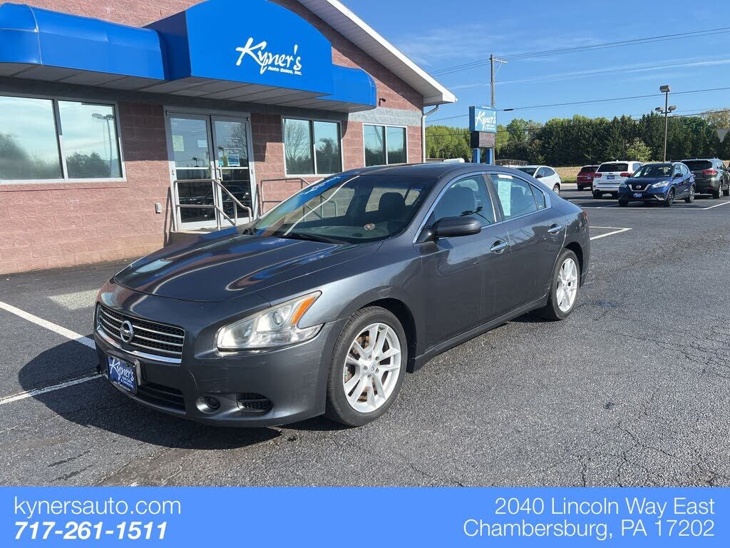 2010 NISSAN Maxima