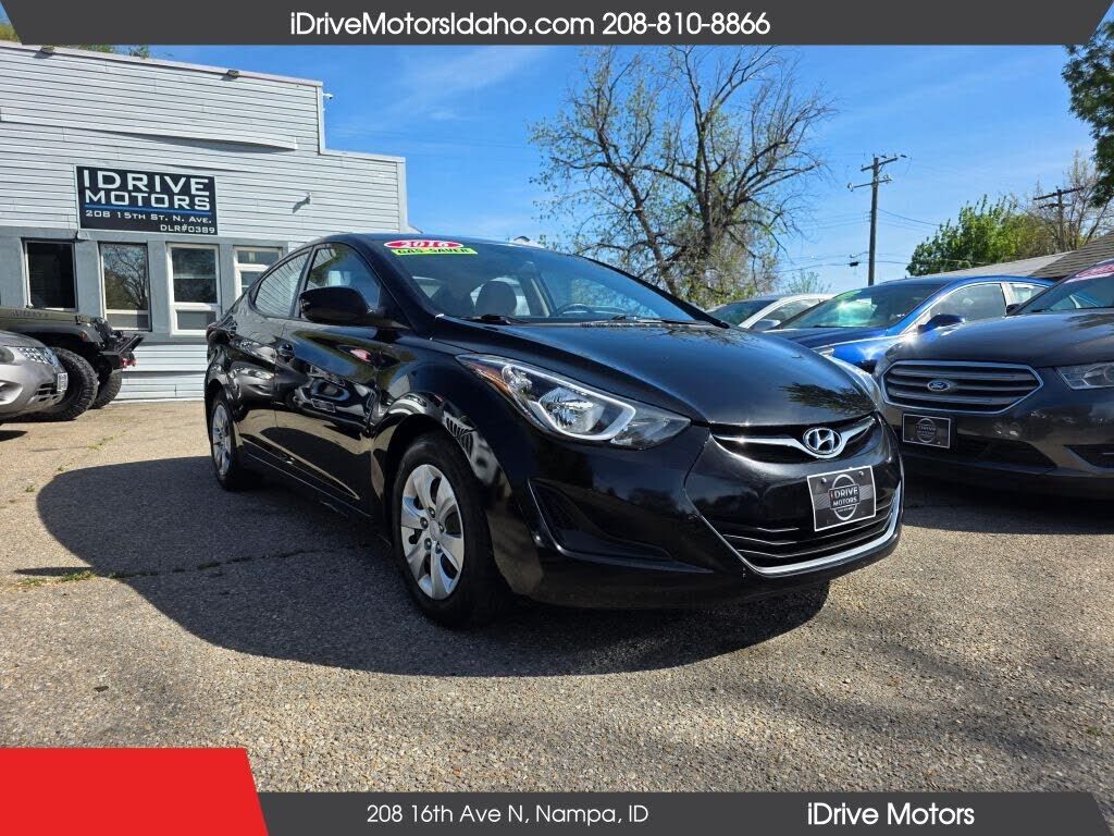 2016 HYUNDAI Elantra