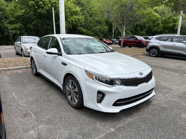 2018 KIA Optima