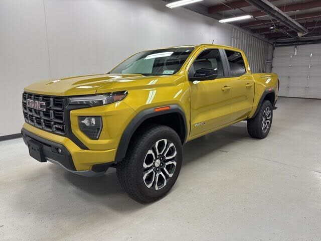 2023 GMC Canyon