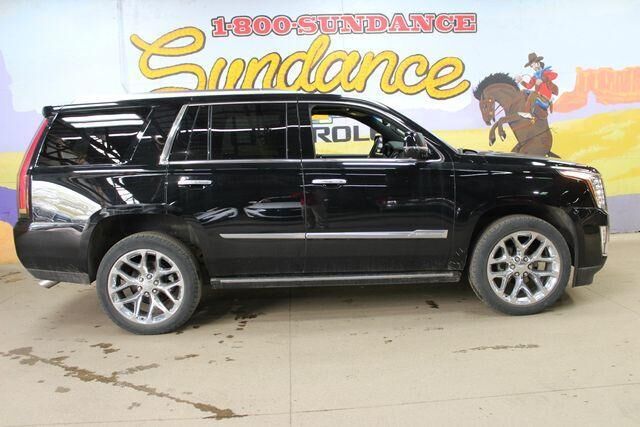 2016 CADILLAC Escalade