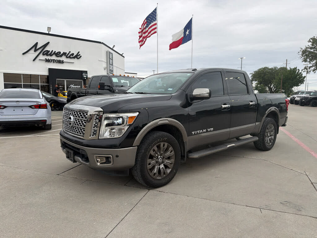 2019 NISSAN Titan