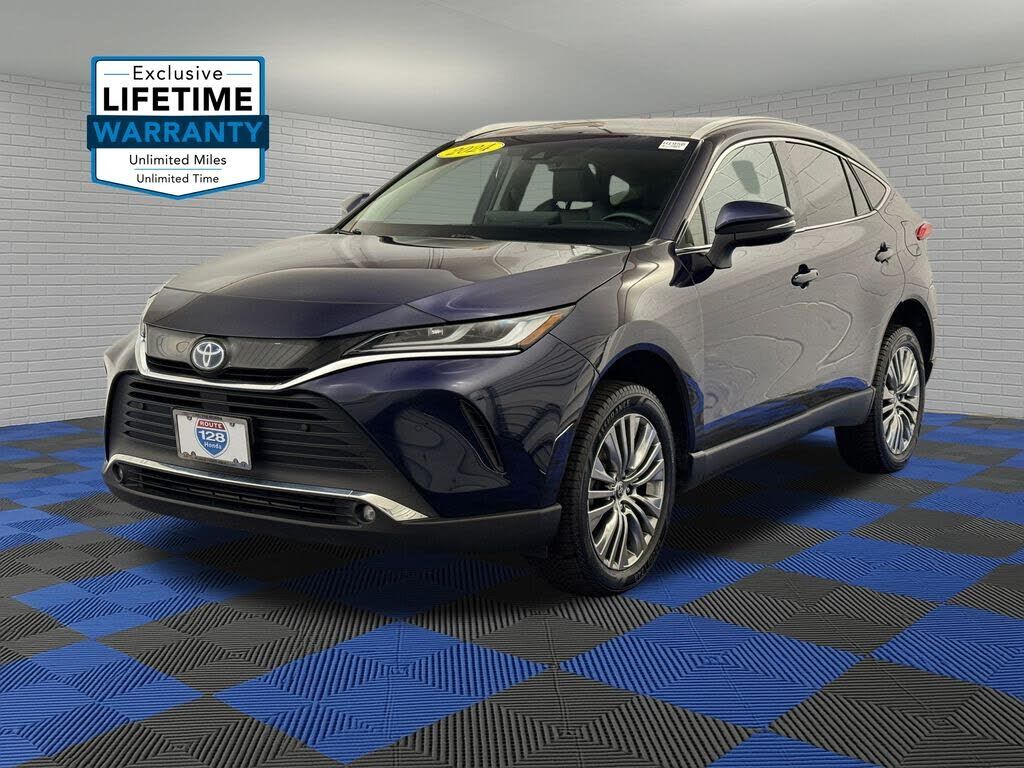 2024 TOYOTA Venza