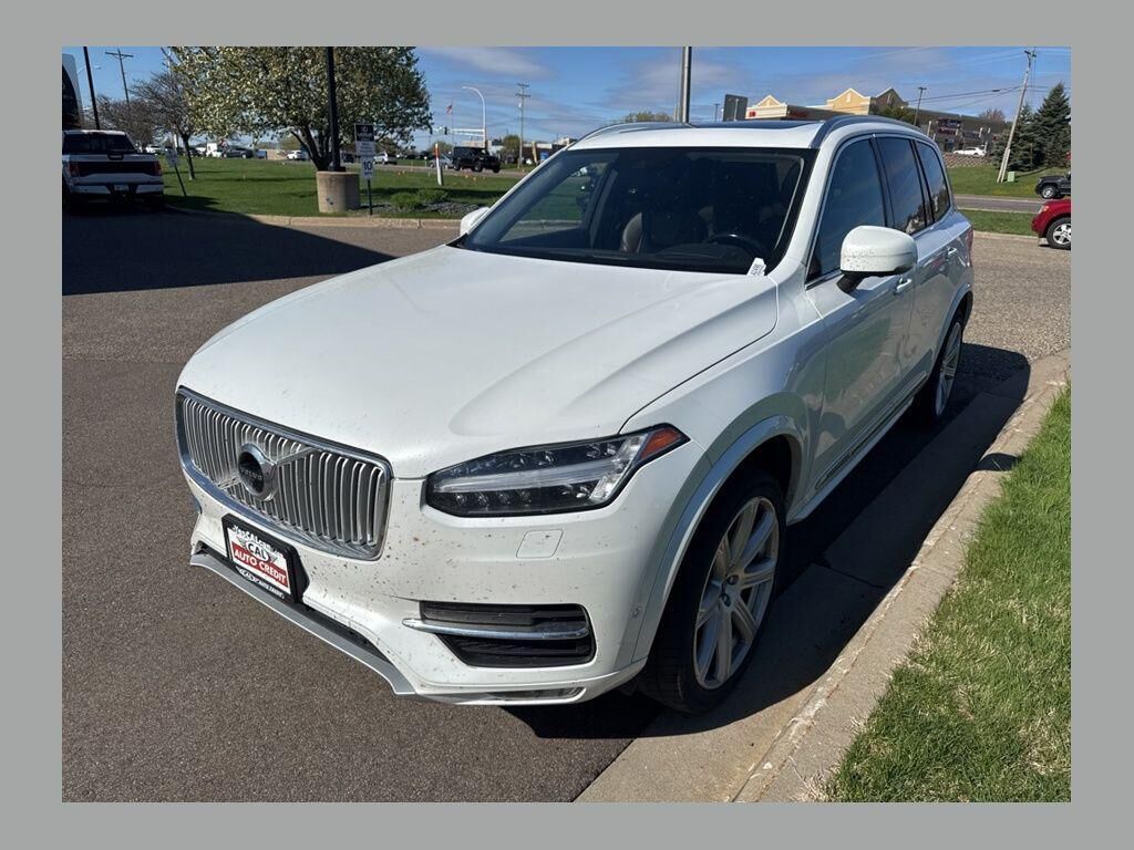 2018 VOLVO XC90