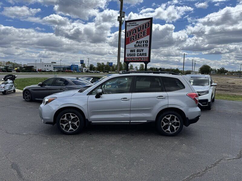 2015 SUBARU Forester
